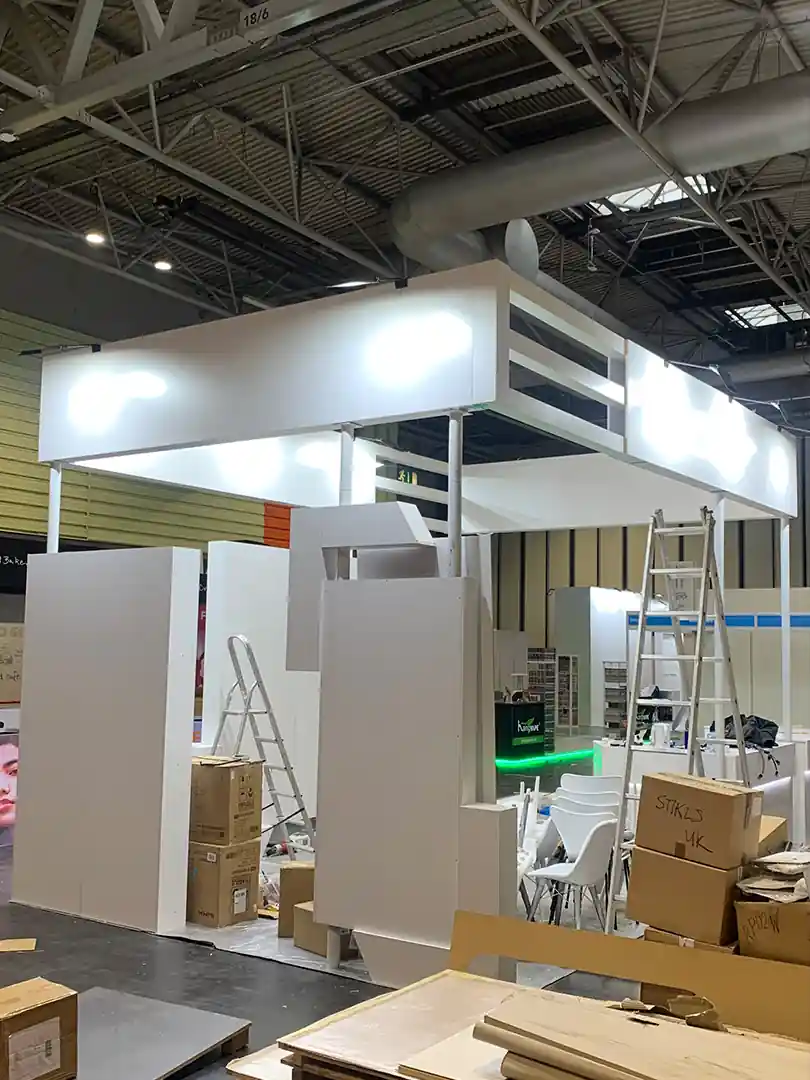 White Trade Stand construction